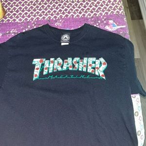 BLACK AND ROSE THRASHER🥀